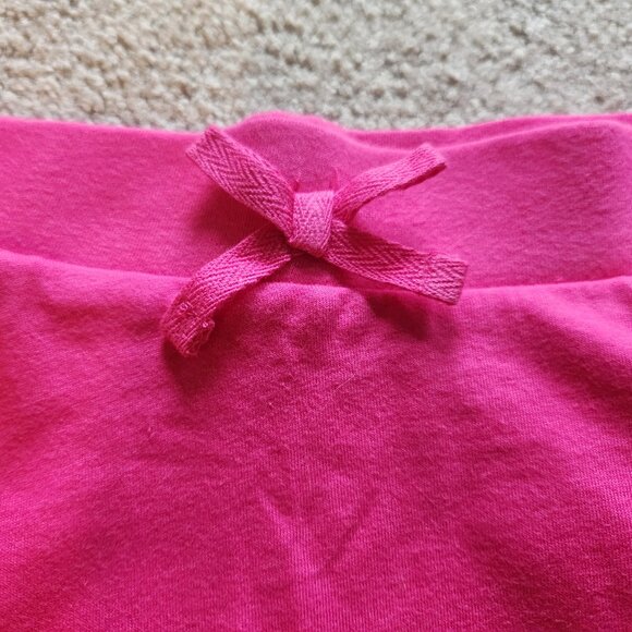 🎀 OshKosh Girls Skirt / Skort – Size Medium (7/8) Bright Pink with Pockets 🎀 - Picture 2 of 6